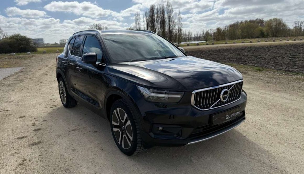 Volvo XC40 Hybrid ,Leder,360°cam,memory seats,Harman C