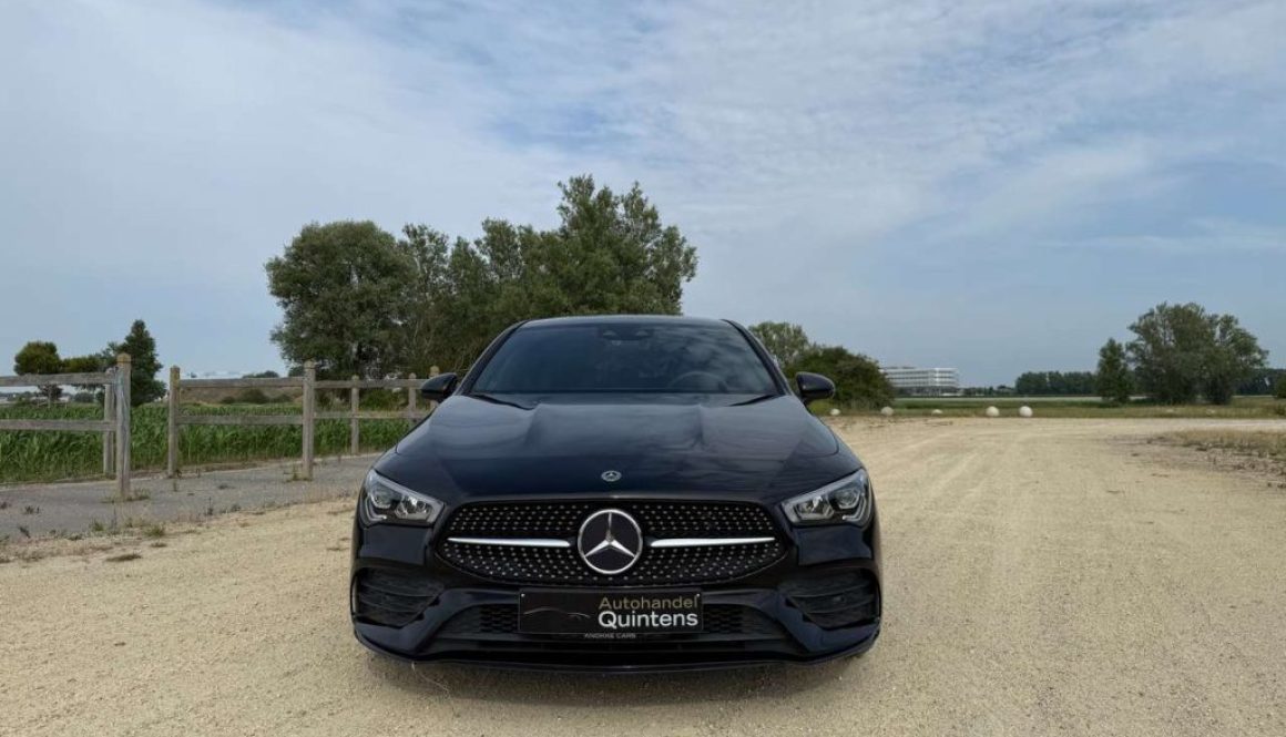 Mercedes-Benz CLA 180 AMG Line,Camera,leder Sport,Night pack,Gps,Alu 19'