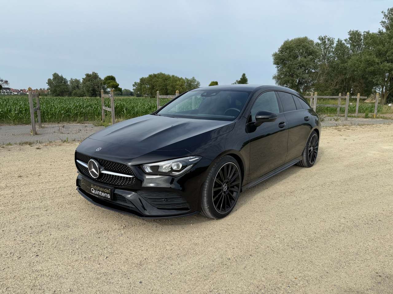 Mercedes-Benz CLA 180 AMG PACK,Camera,leder Alcan,Night pack,Gps,Alu 19′