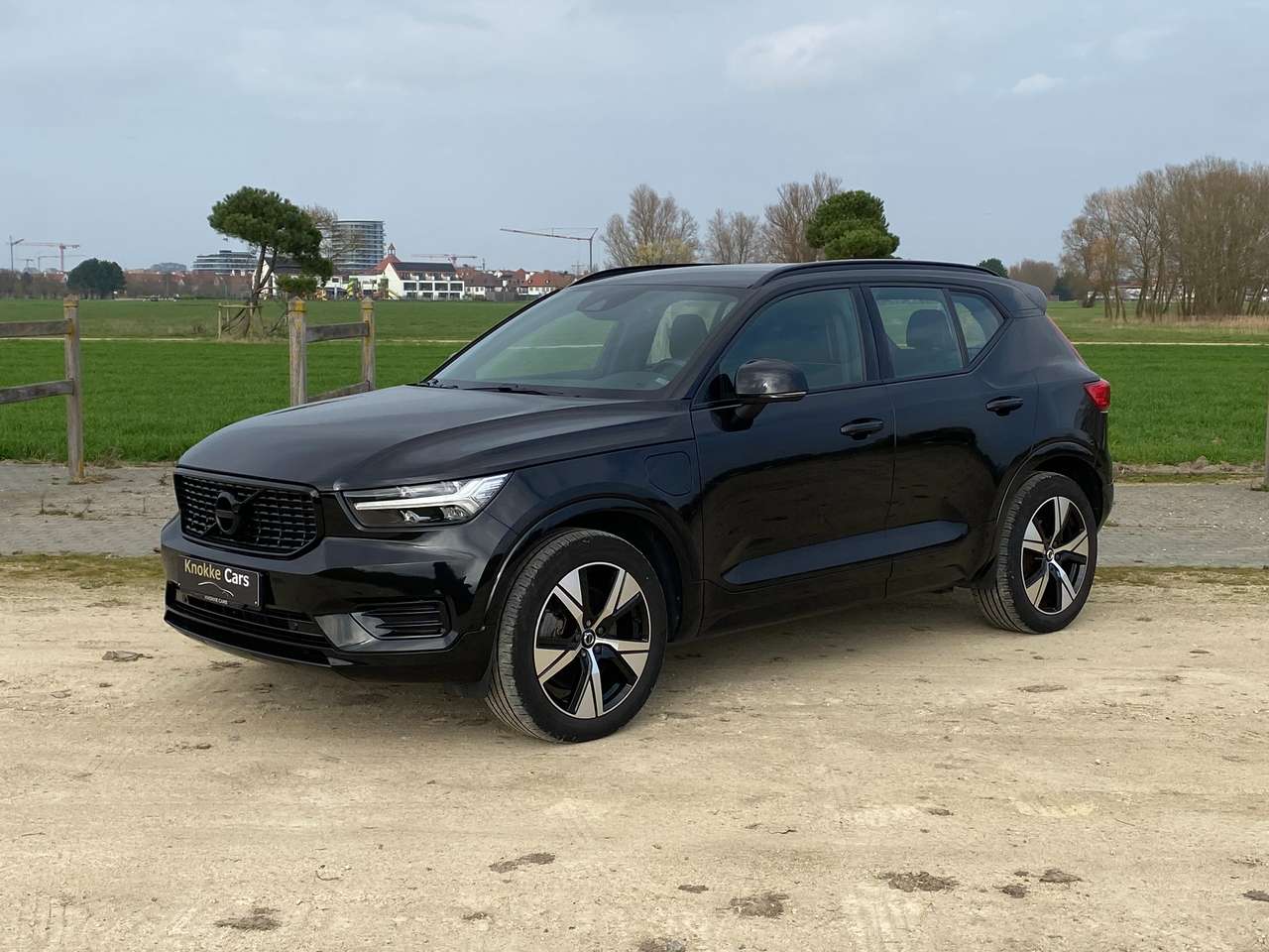 Volvo XC40 Hybrid/R-Design/Leder/Camera/Elekt koffer/Alu