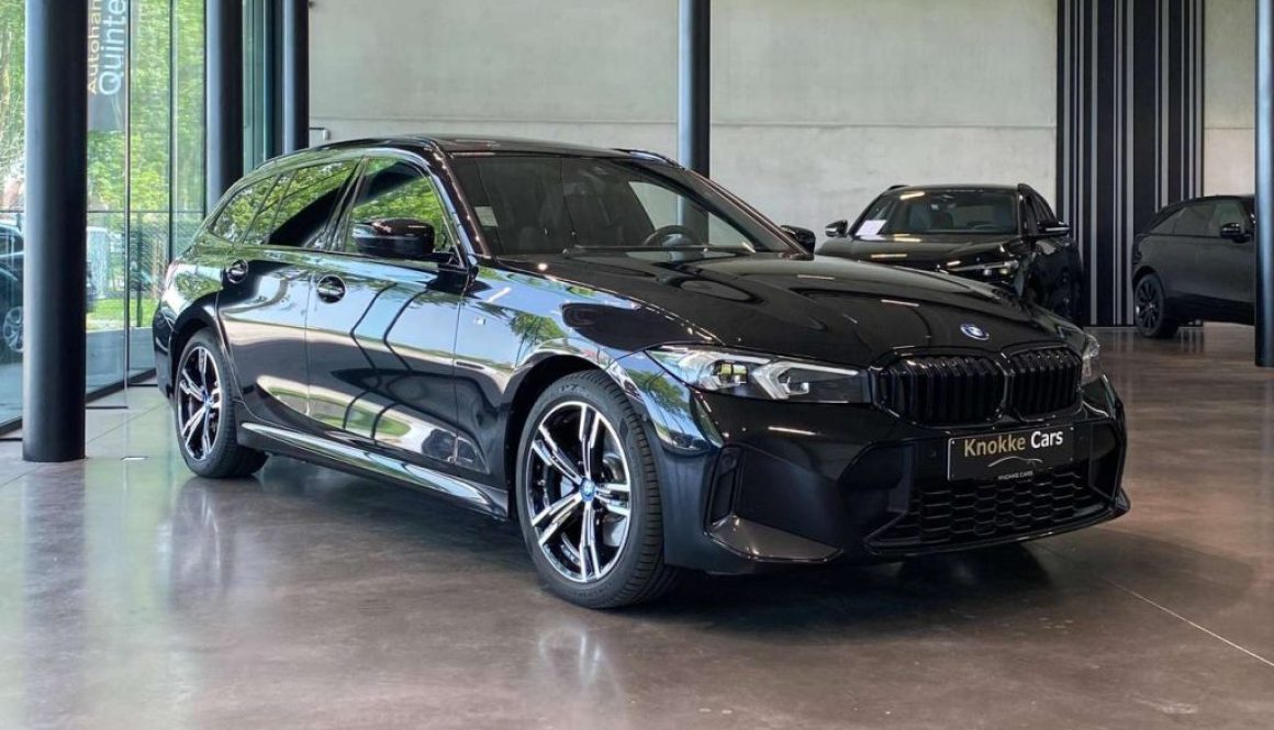 BMW 330 M-PACK,Memory seats,Parkeerhulp met camera,Harman/Cardon,Trekhaak