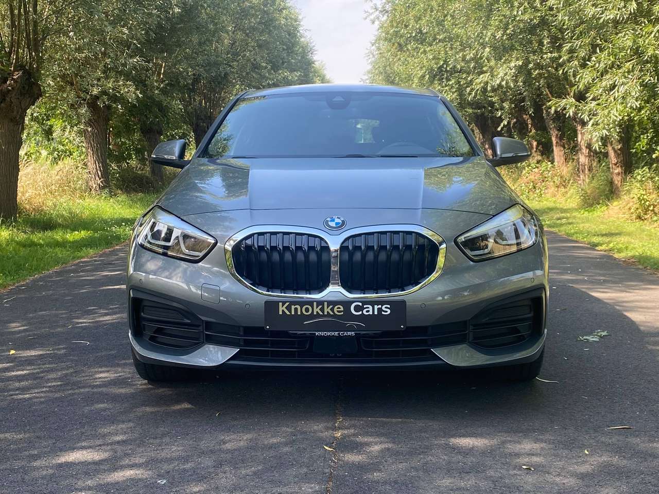 BMW 118 118iA,Digitale Cockpit,Camera parkeerassist,Privacy Glass,Alumin velgen,LED lichten