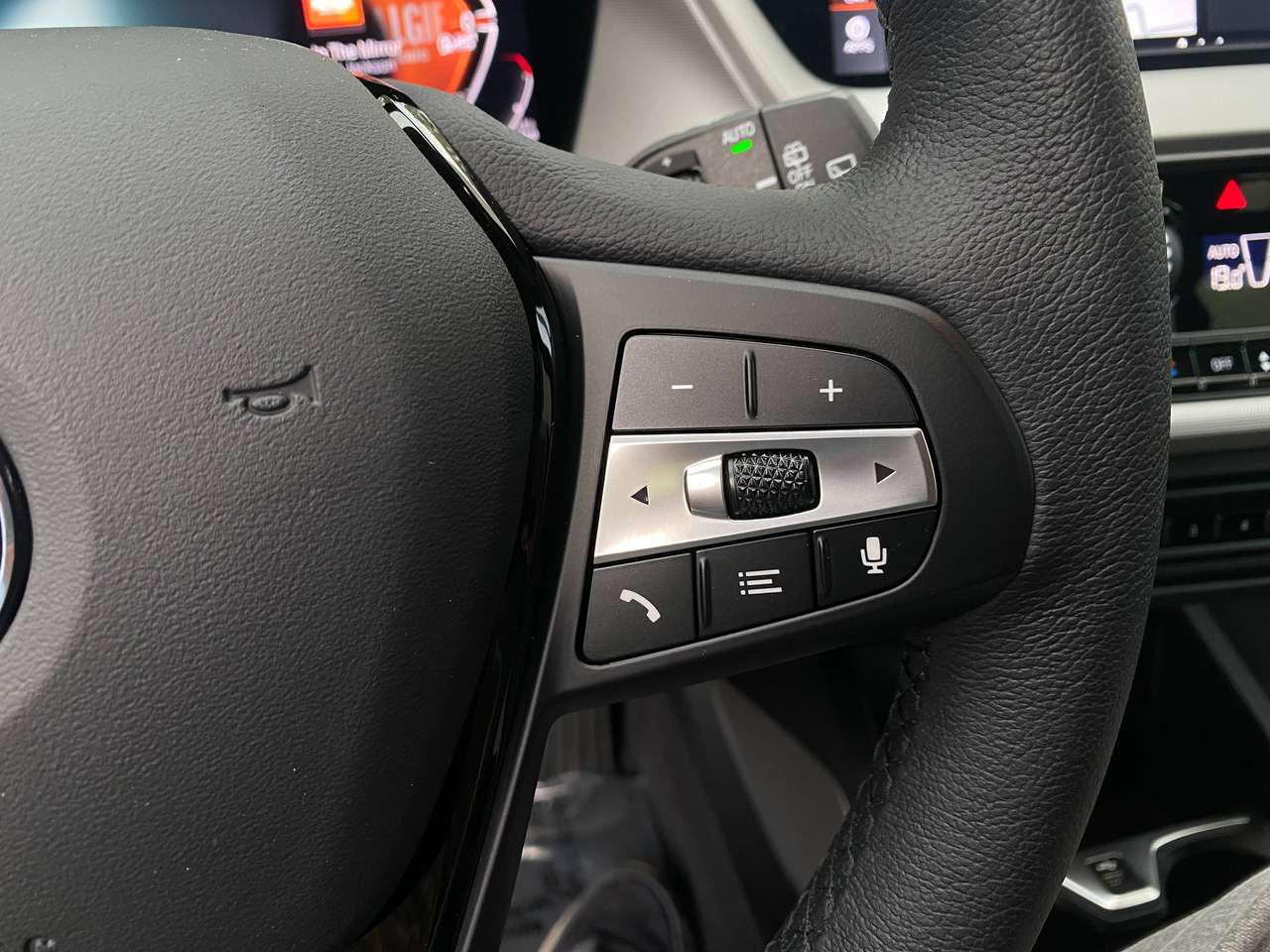 BMW 118 118iA,Digitale Cockpit,Camera parkeerassist,Privacy Glass,Alumin velgen,LED lichten