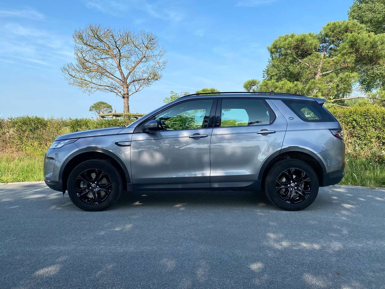 Land Rover Discovery Sport 2.0 4WD S Panoramisch dak,Parkeerhulp met camera, Zwarte alu velgen 18″,Elektr stoelen