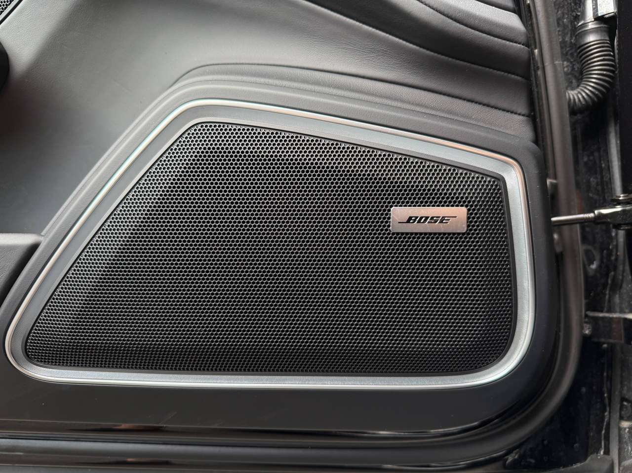 Porsche Panamera Porsche onderhoud,Turismo,Panamera 4 e-Hybrid,Panodak,Sportuitlaten,Niveau regeling,Privacy glass,Memory seats,Platinium