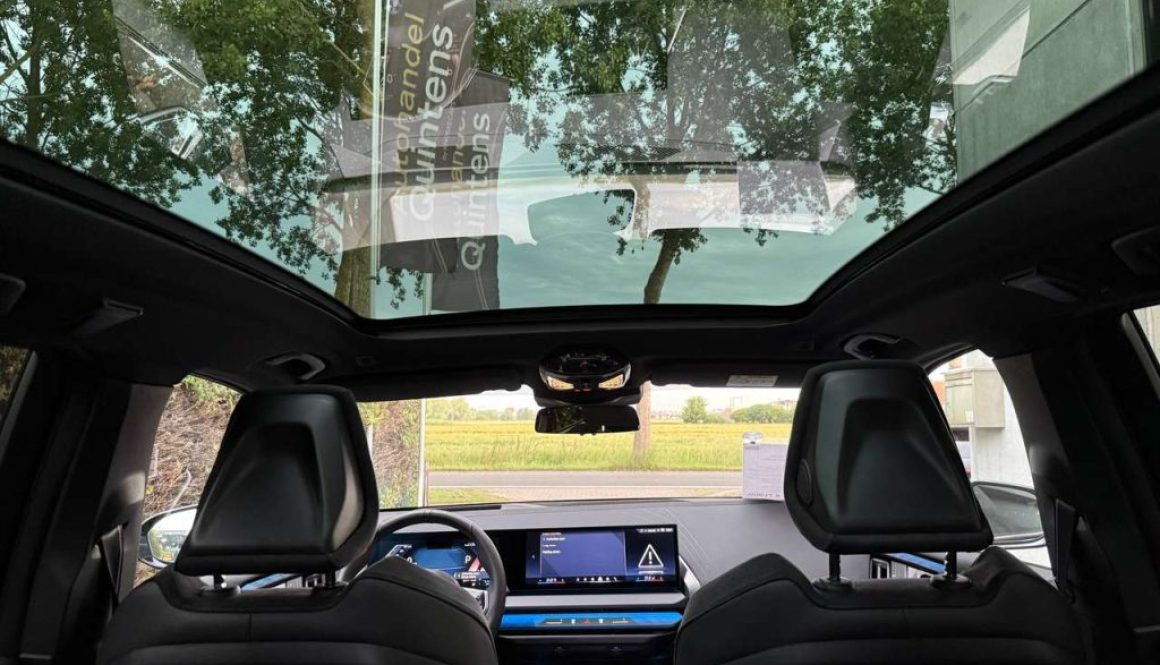 BMW X3 M-Pro,Geventileerde-Verwarmde zetels met memory,Panoramisch Glas dak,Head UP display,Leder,Camera 360°,Trekhaak,Sfeerlich