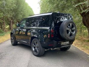 Land Rover Defender Plug in Hybrid,Defender 110 X-Dynamic HSE,Open dak,Trekhaak,LED,Memory seats,Elektrische stoelen,Black Pakket,