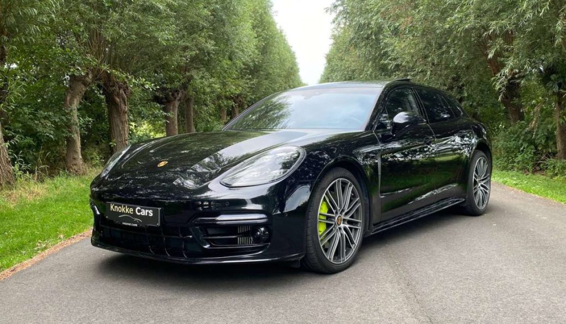 Porsche Panamera Plug in Hybrid,Panamera Turismo,Panodak,Sportuitlaten,Niveau egeling,Privacy glass,Memory seats,Platinium