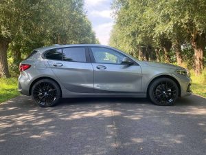 BMW 118 Live Cockpit,Apple carplay,Parkeerhulp,LED koplampen