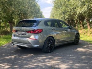BMW 118 Live Cockpit,Apple carplay,Parkeerhulp,LED koplampen