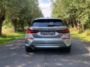 BMW 118 Live Cockpit,Apple carplay,Parkeerhulp,LED koplampen