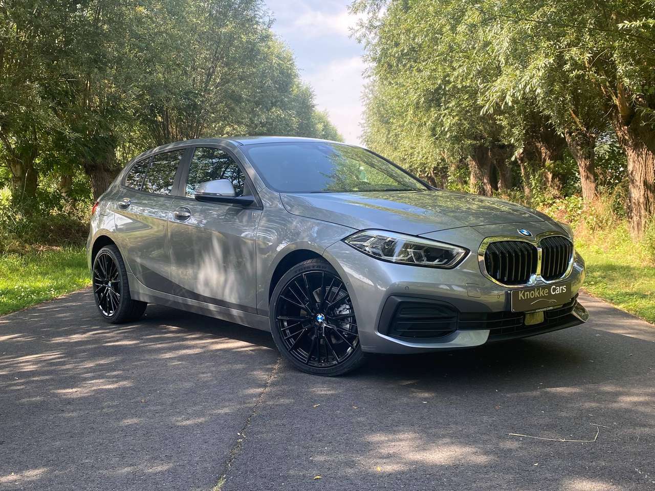 BMW 118 Live Cockpit,Apple carplay,Parkeerhulp,LED koplampen