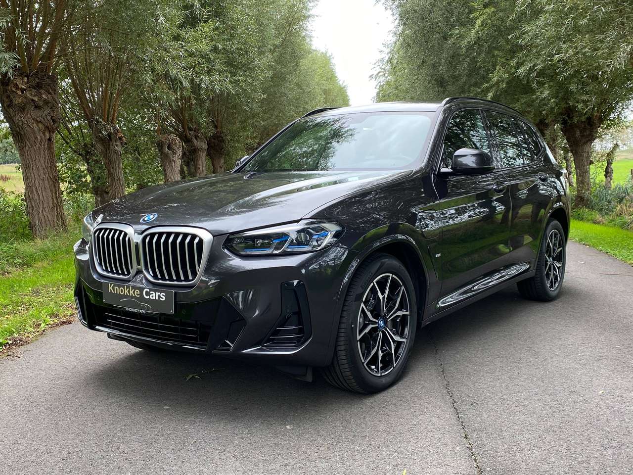 BMW X3 Plug in Hybrid,M-Pakket interieur/exterieur,Leder,Parkassist met camera,Head Up display,Sportzetels,Elektr Koffer,Led