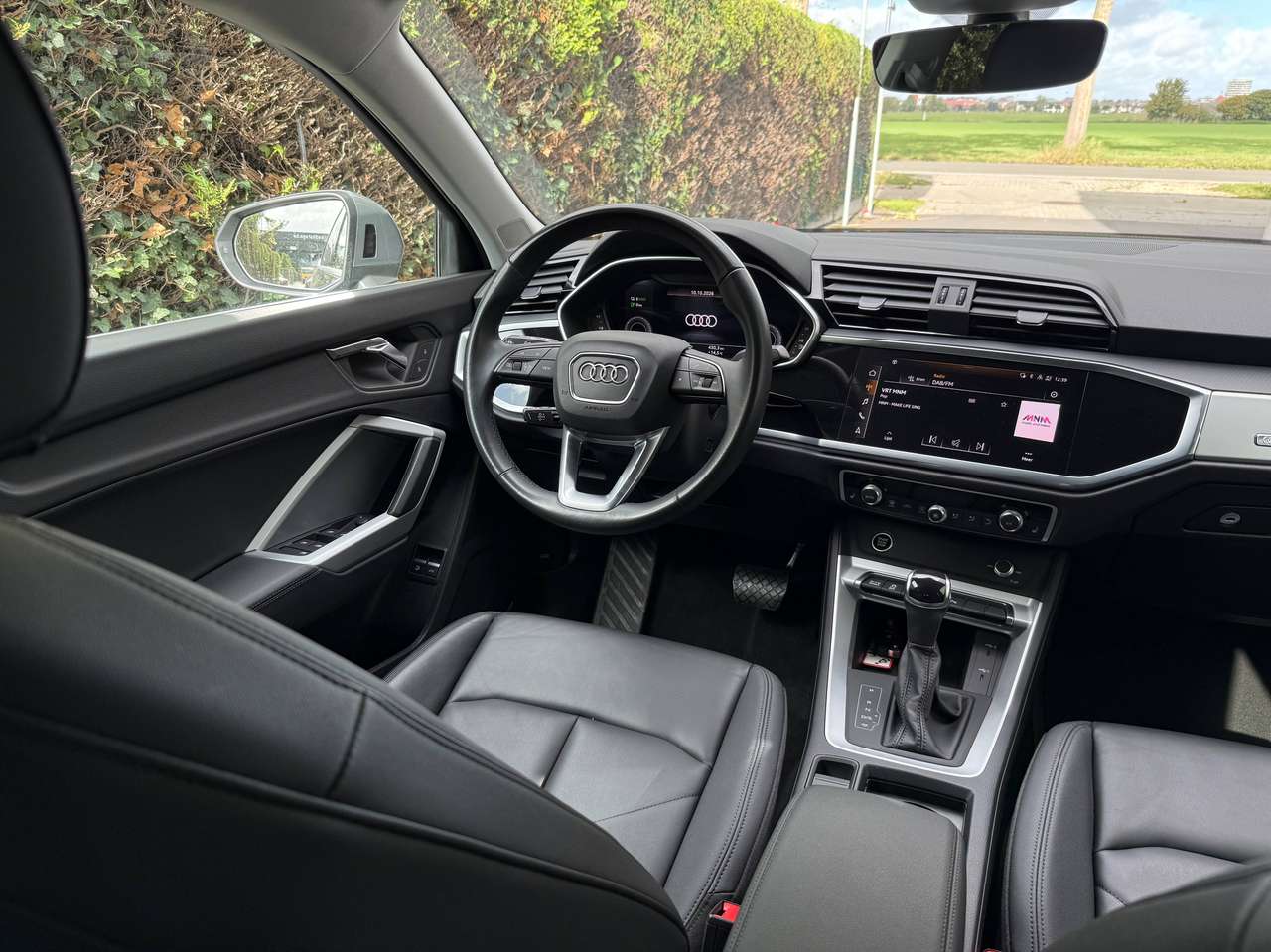 Audi Q3 Hybrid Plug in,Sportback,Leder,Led-verlichting,Parkeerhulp met camera,Leder,Apple carplay,Navigatie,