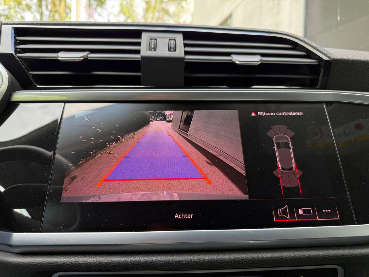 Audi Q3 Hybrid Plug in,Sportback,Leder,Led-verlichting,Parkeerhulp met camera,Leder,Apple carplay,Navigatie,