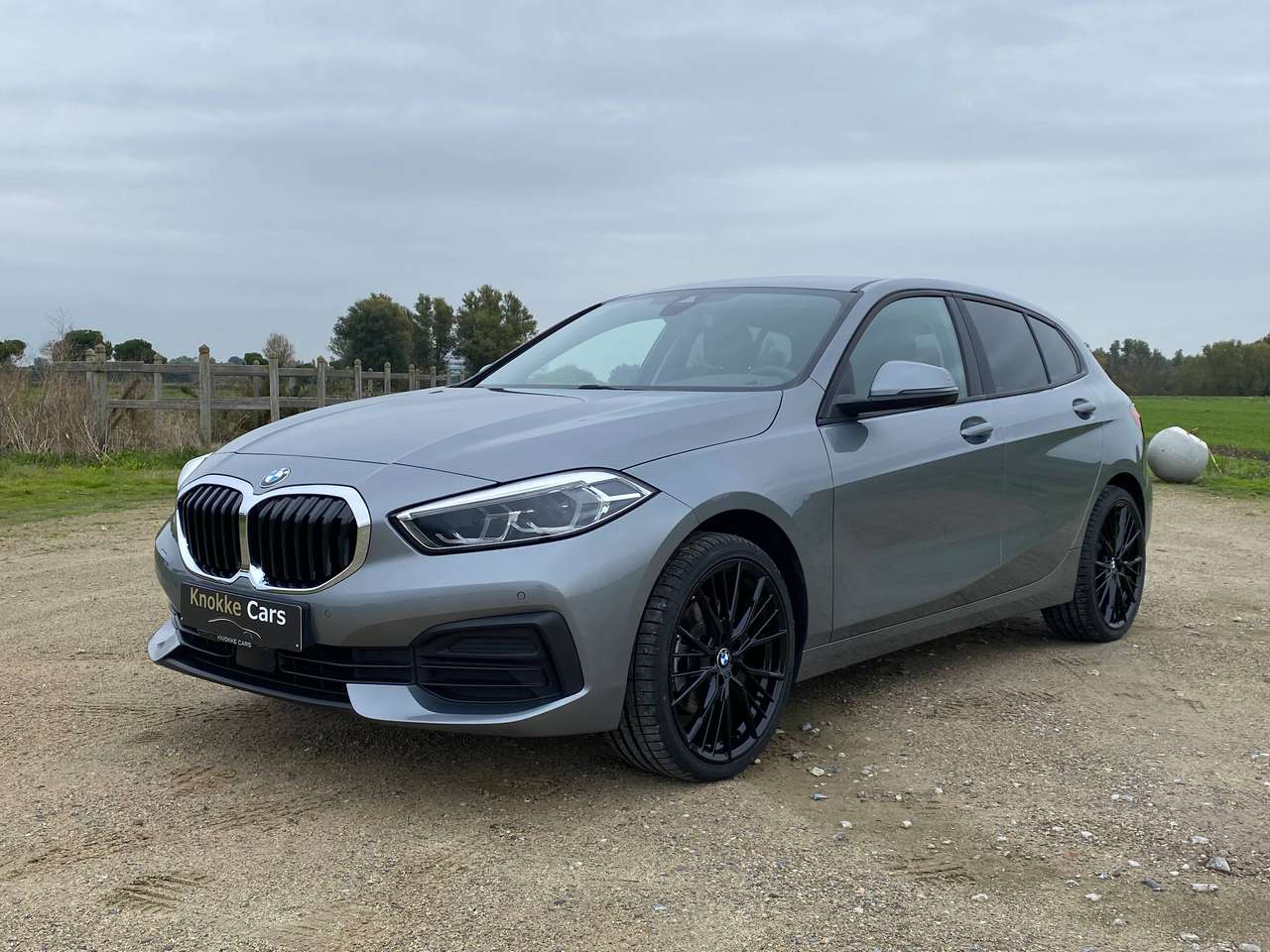 BMW 118 Live Cockpit,Apple carplay,Parkeerhulp,LED koplampen
