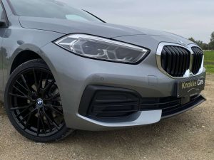 BMW 118 Live Cockpit,Apple carplay,Parkeerhulp,LED koplampen