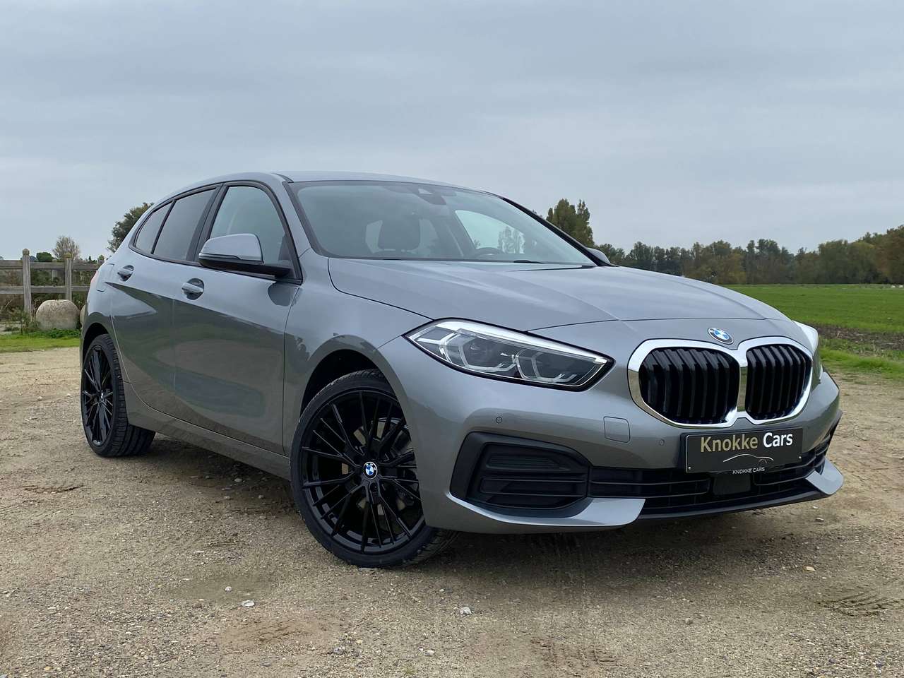 BMW 118 Live Cockpit,Apple carplay,Parkeerhulp,LED koplampen