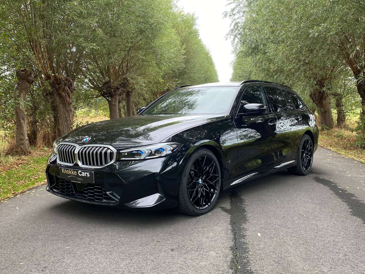 BMW 320 M-Sportpack,360°camera,Adaptieve cruiscontrol met afstandsregeling,Key less entery,Driving assistent,Adaptieve ophanging