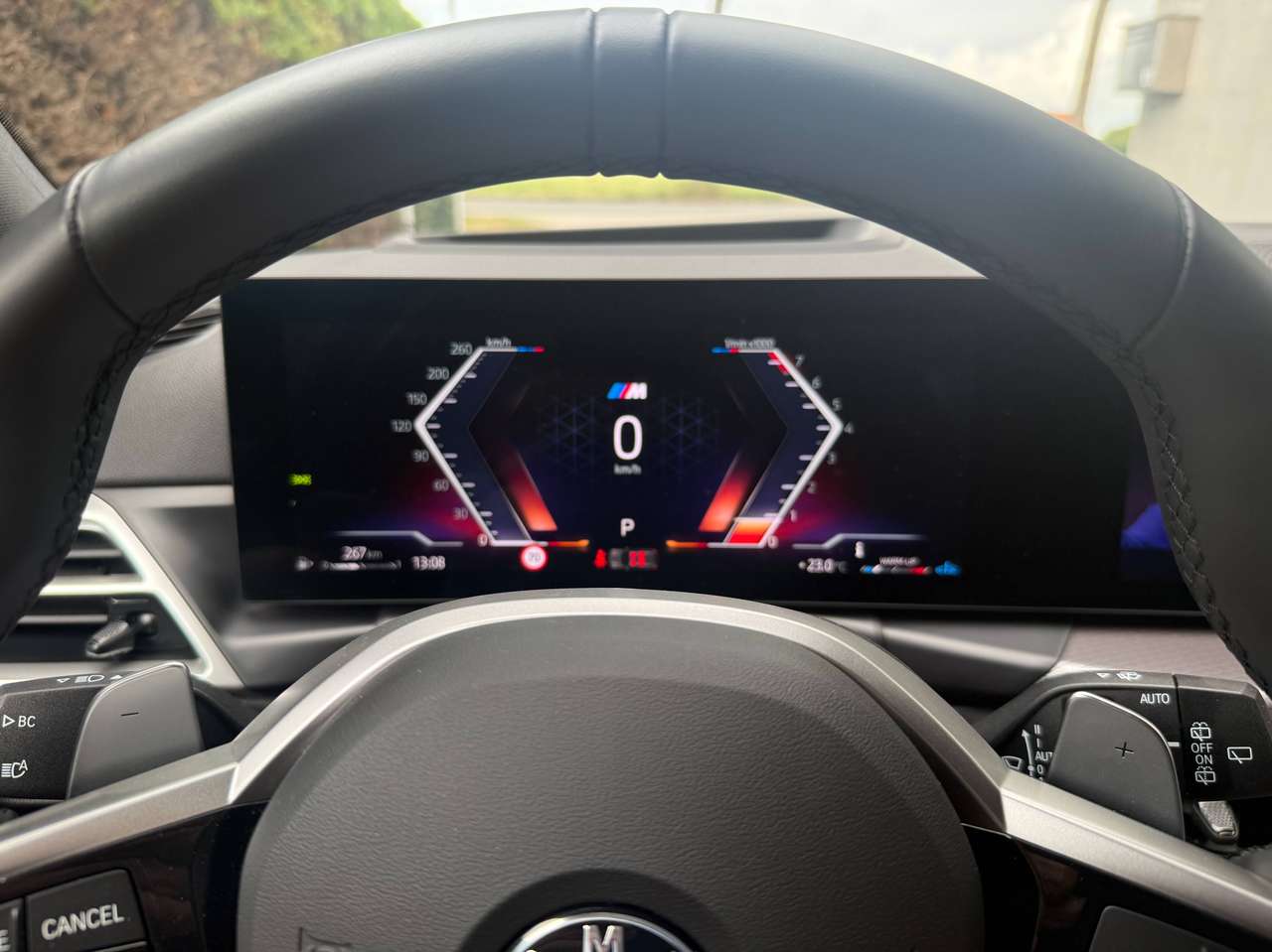 BMW 320 M-Sportpack,360°camera,Adaptieve cruiscontrol met afstandsregeling,Key less entery,Driving assistent,Adaptieve ophanging
