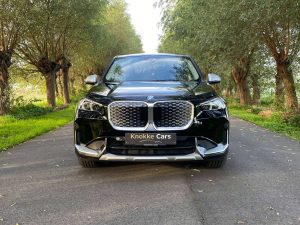 BMW iX1 X-Drive30,Leder,Camera,Gps,Privacy Glass,Parkassist voor en achter,Elektrische koffer,Led koplichten,