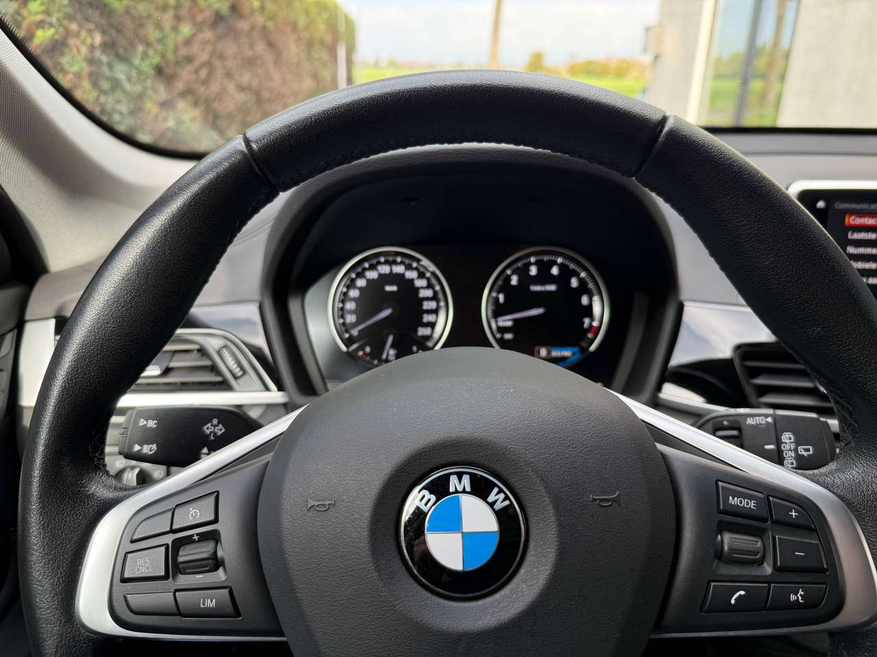 BMW X1 Plug in Hybrid,X-Drive 25e Sportline,Sportzetel,Parkeerhulp met camera,Trekhaak