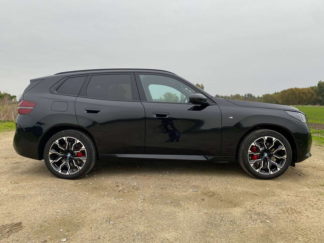BMW X3 Plug in Hybride 100km elektrische range ,** M-Sport Pro **Glas dak,Leder,Camera 360°,Trekhaak,Sfeerlich,4 jaar waarborg