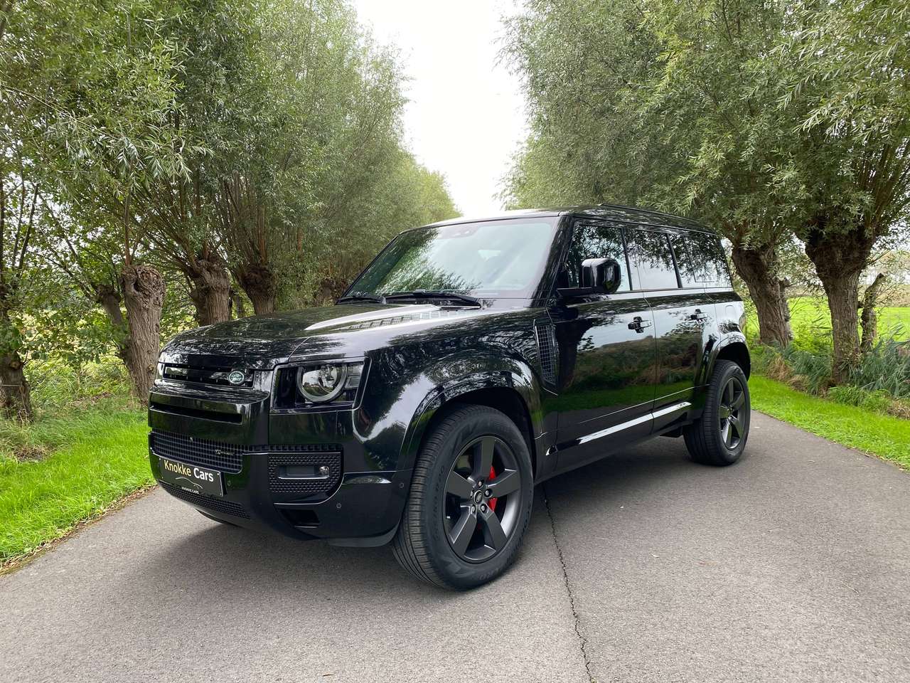 Land Rover Defender Plug in Hybrid P400e,110 X-Dynamic HSE,Open dak,Trekhaak,LED,Memory seats,Elektrische stoelen,Black Pakket,